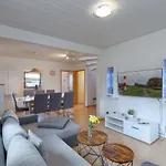 Bei Zoe Mit Sauna Semesterbostad *